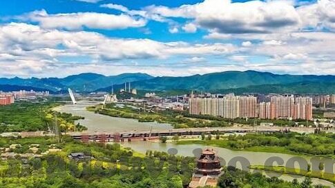 91麻豆不卡视频-91麻豆不卡视频的现代网络娱乐现象，实力的见证与边界的探索